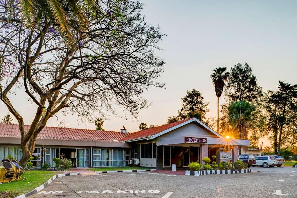 Kadoma Hotel & Conference Centre Exterior photo