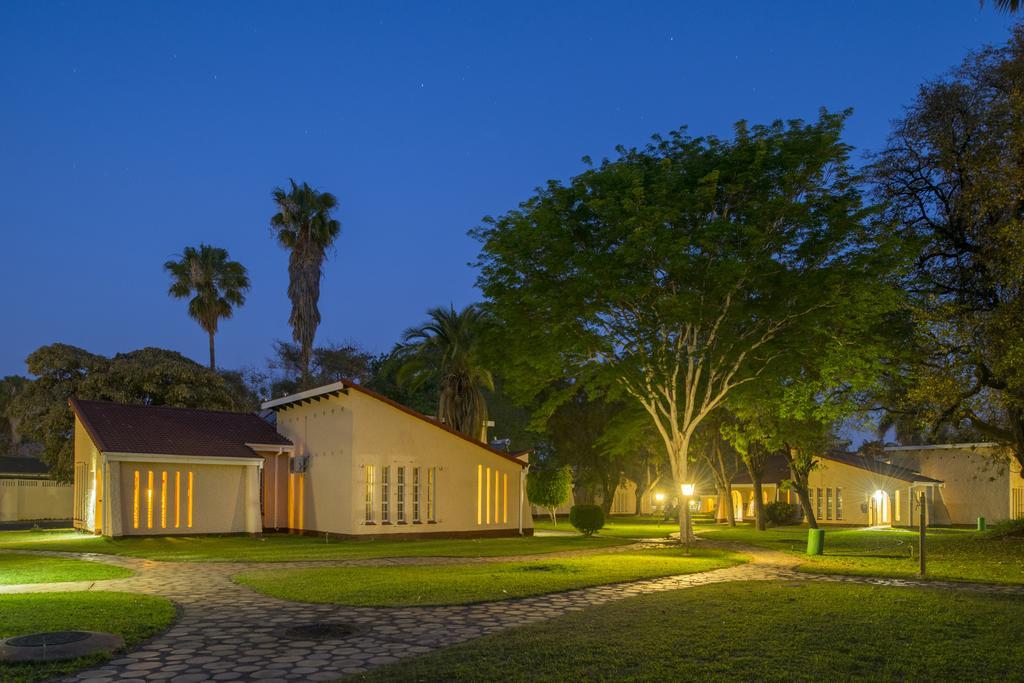 Kadoma Hotel & Conference Centre Exterior photo